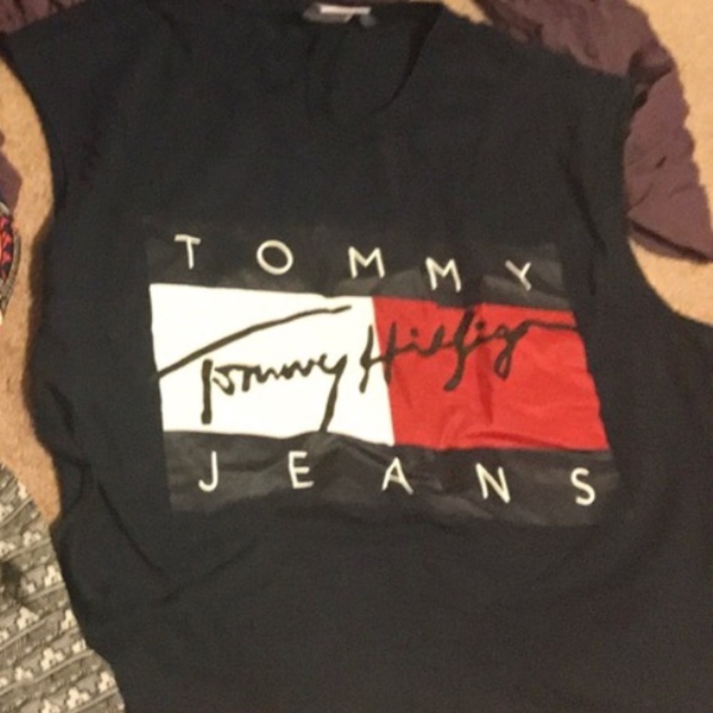 Tommy Hilfiger Cropped Tee